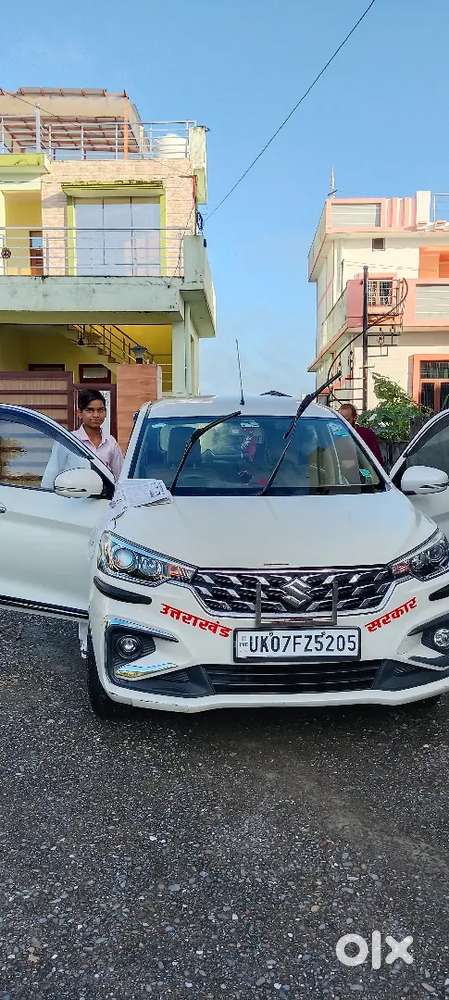 Maruti Suzuki Ertiga Vxi 2025