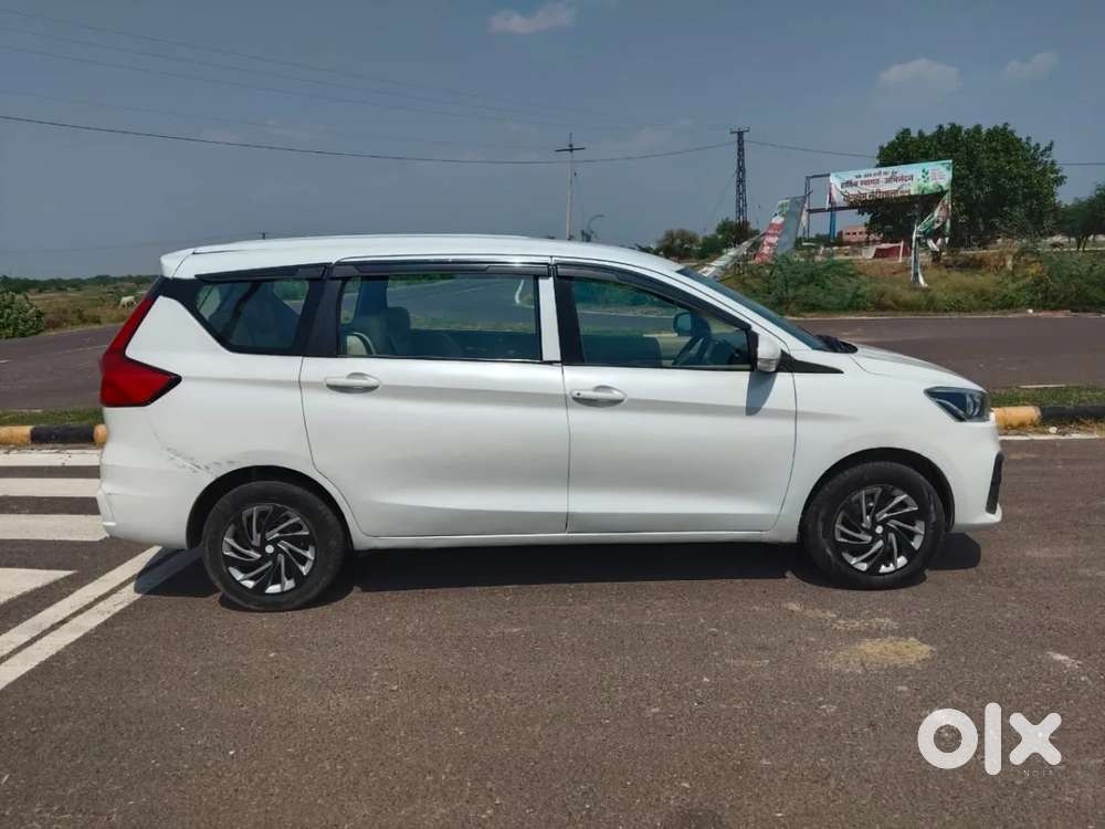 Maruti Suzuki Ertiga 1.5 Vxi, 2021, Petrol