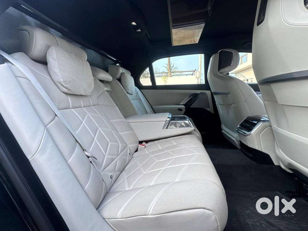 Bmw 7 Series 740i M Sport Petrol Automatic, 2023, Petrol