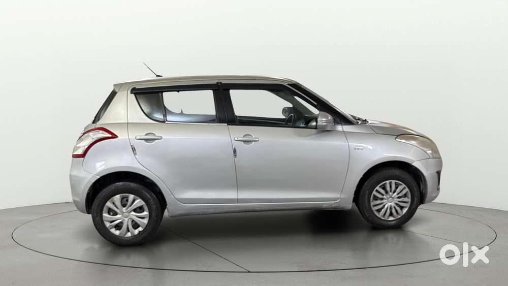 Maruti Suzuki Swift Vxi, 2015, Petrol