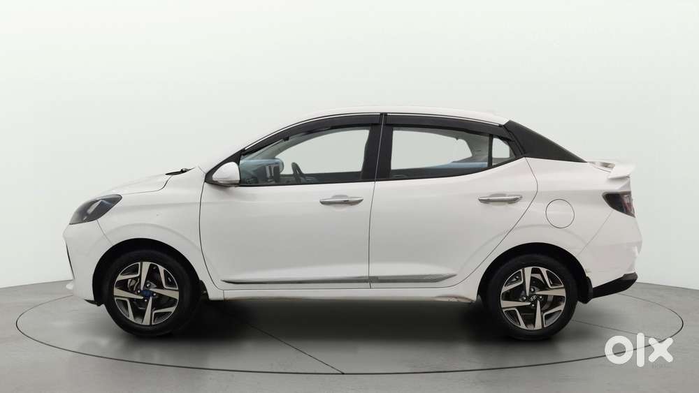 Hyundai Aura 1.2 Sx Cng, 2023, Cng & Hybrids