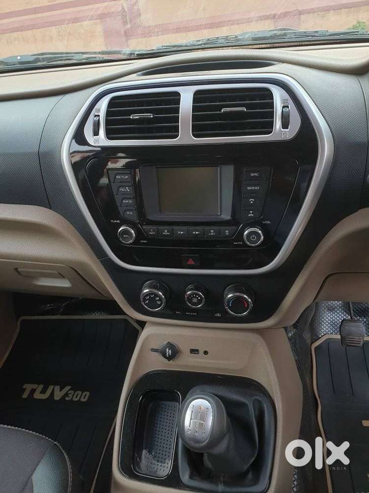 Mahindra Tuv 300 Mhawk100 T8, 2016, Diesel