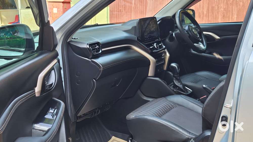 Maruti Suzuki Grand Vitara 1.5 Alpha Smart Hybrid, 2024, Petrol