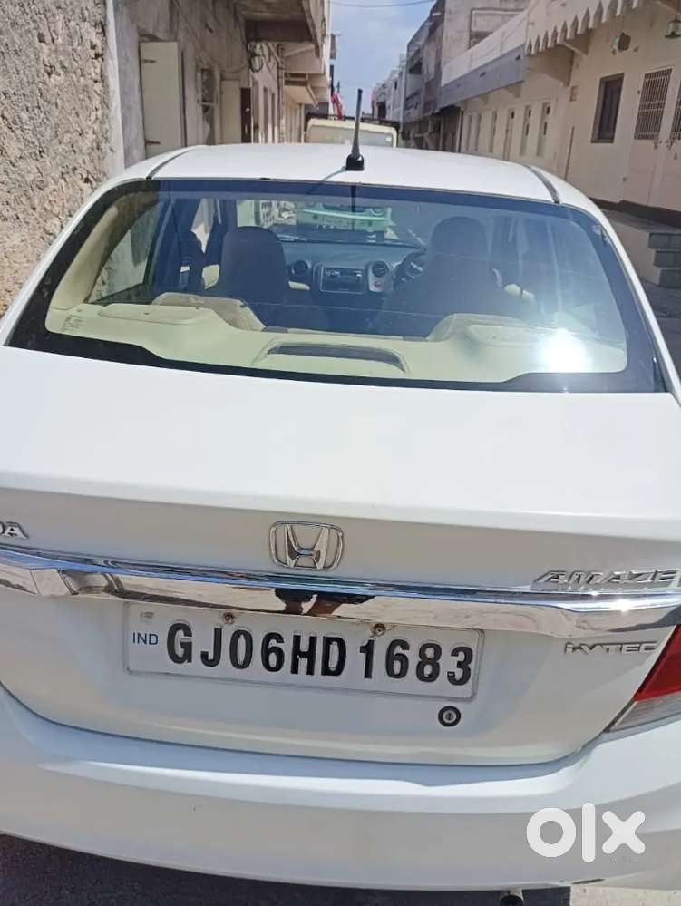 Honda Amaze 2013 Petrol Well Maintained
