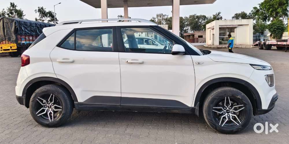 Hyundai Venue S Mt 1.2 Kappa, 2021, Cng & Hybrids