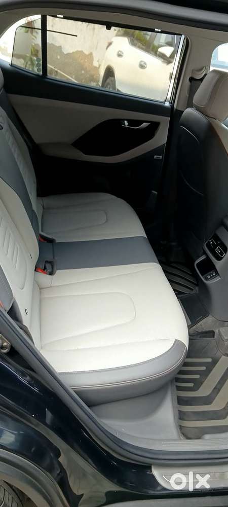 Hyundai Creta 1.5 Sx (o) Diesel At, 2025, Diesel