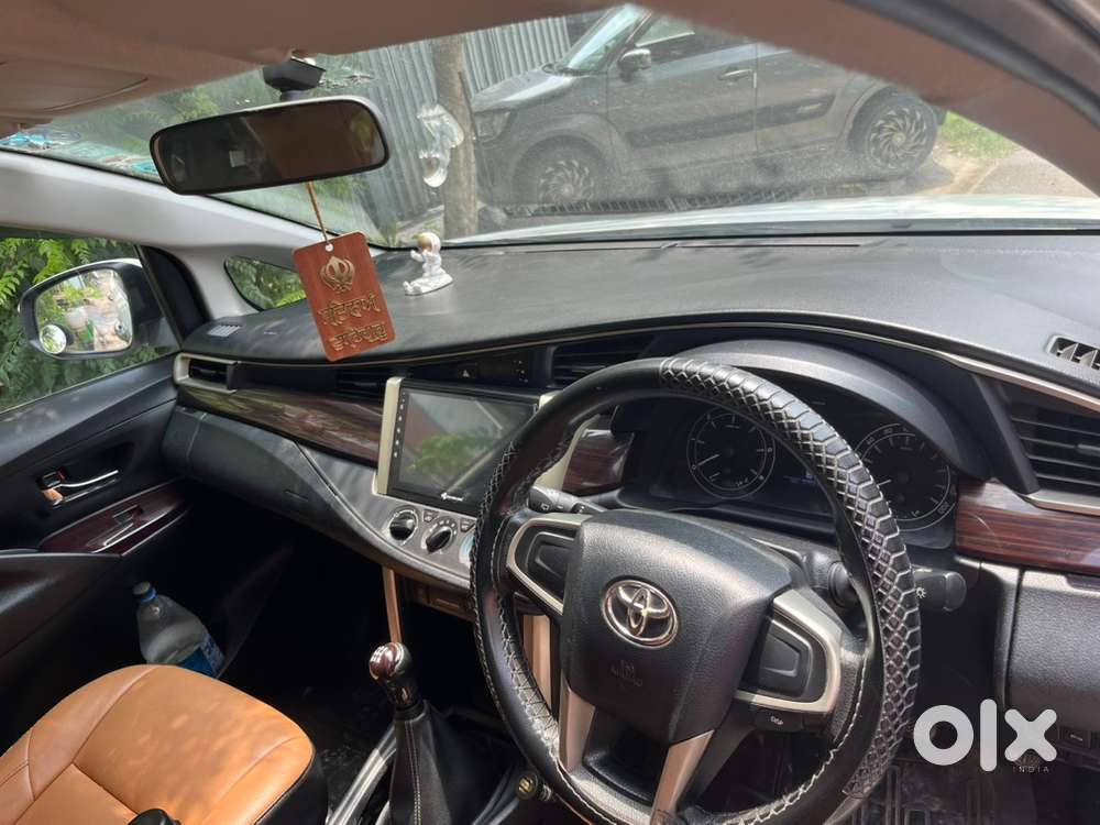 Toyota Innova Crysta 2018 Aug Last  Diesel Well Maintained