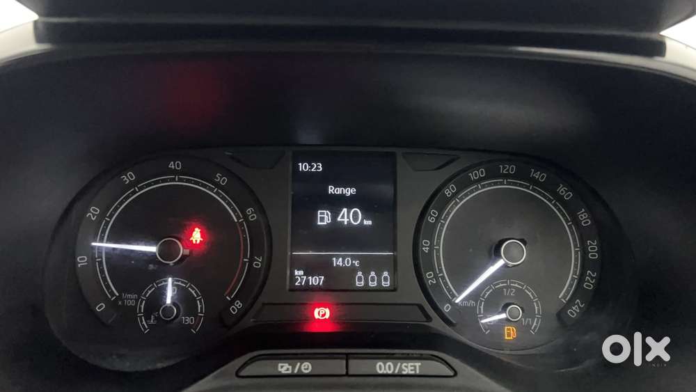 Skoda Slavia Ambition 1.0l Tsi Mt, 2023, Petrol