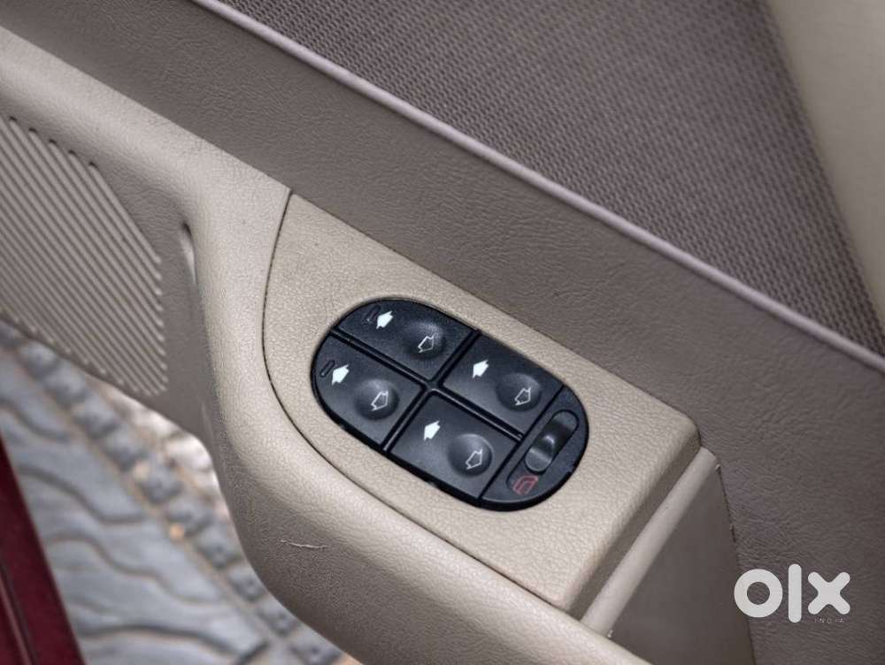 Ford Ikon, 2009, Petrol