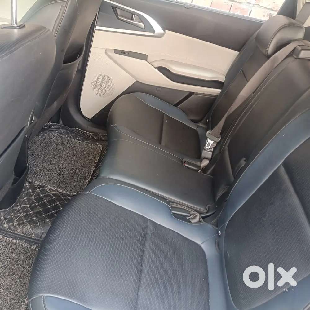 Kia Carens 1.4 Premium 2024