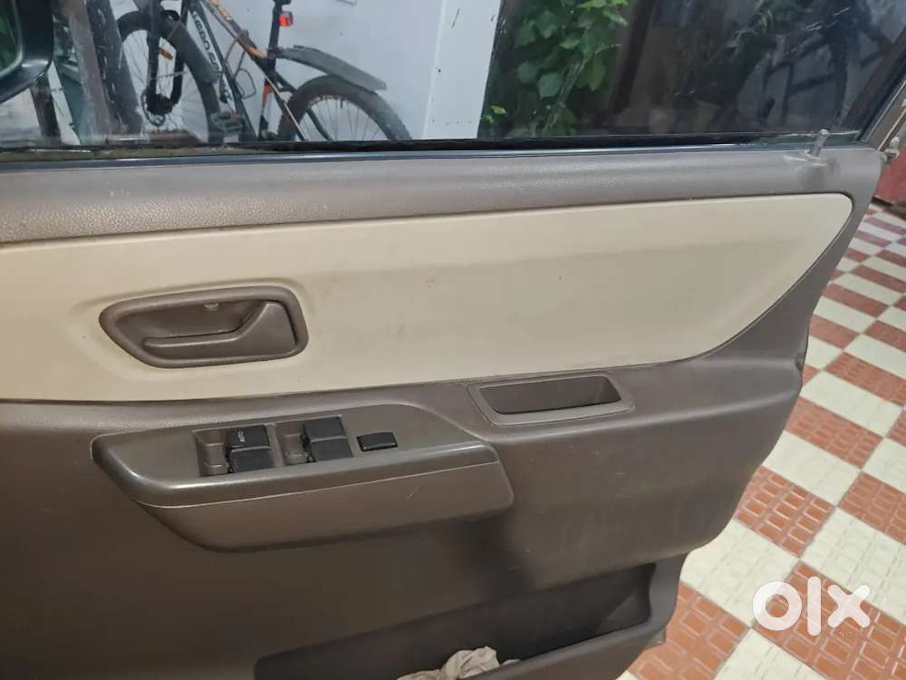 Maruti Suzuki Zen Estilo 2012