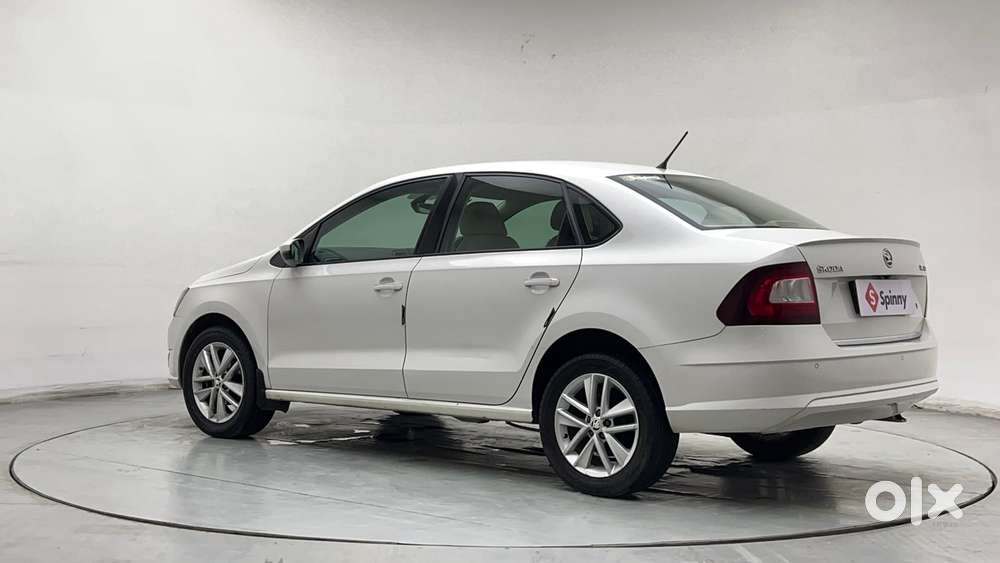 Skoda Rapid 1.5 Tdi Style/1.5 At Style, 2020, Petrol