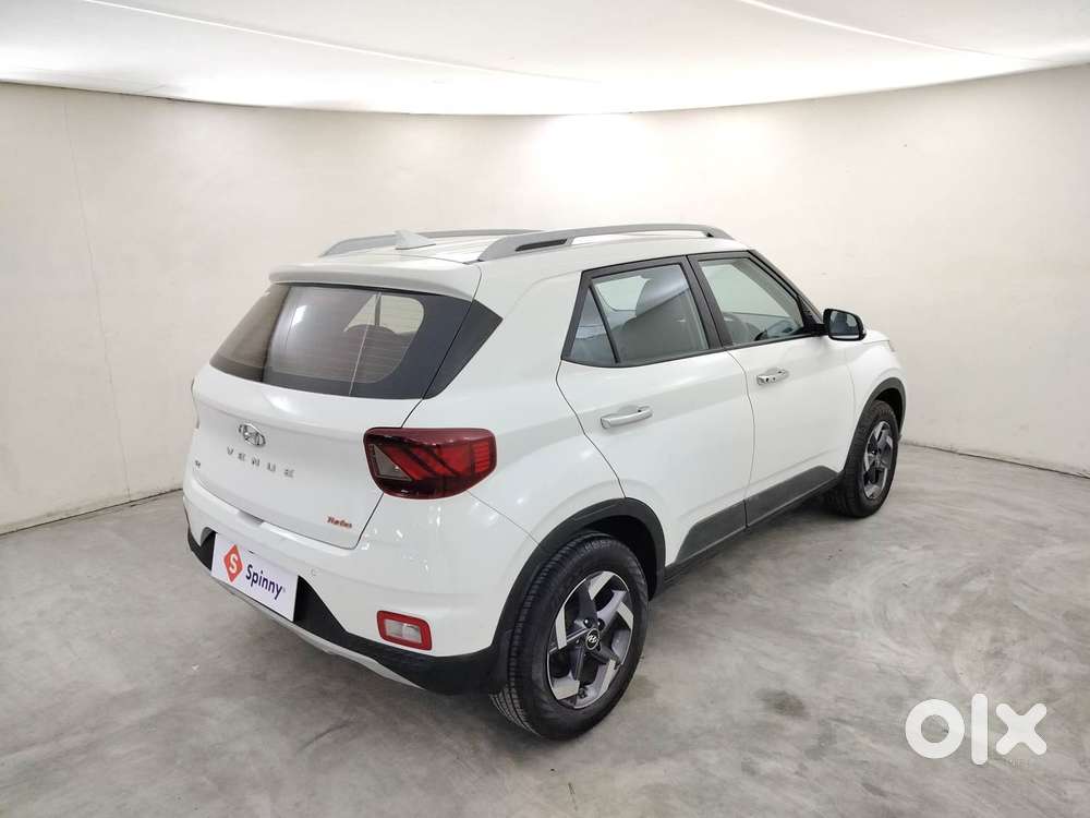 Hyundai Venue 1.0 Sx (o) Turbo Dct, 2022, Petrol