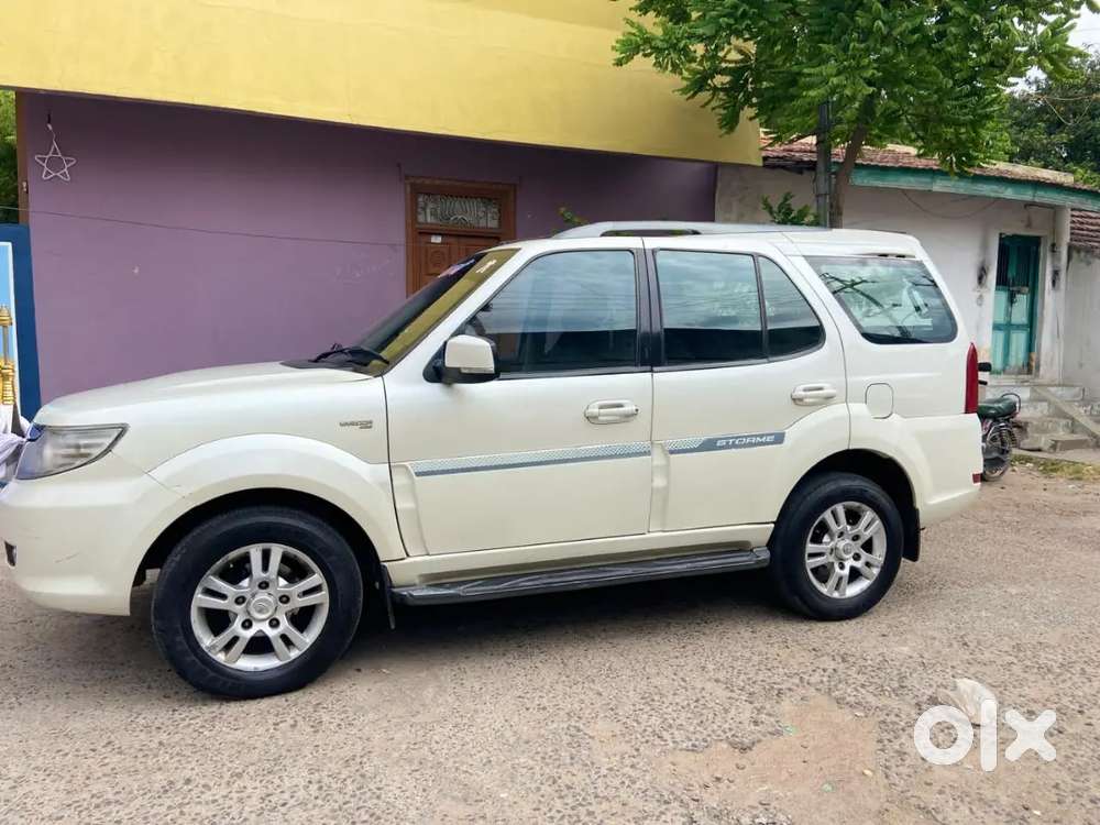 Tata Safari Storme 2019