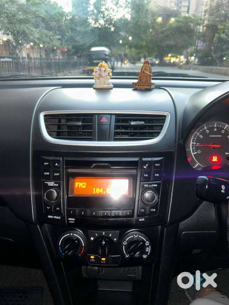 Maruti Suzuki Swift Vxi + Manual, 2016, Petrol