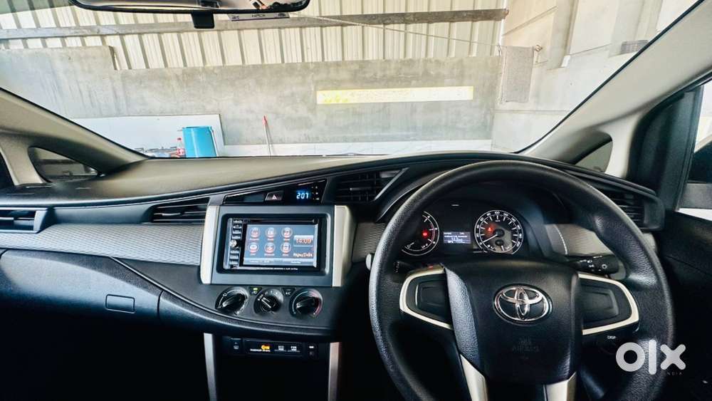 Toyota Innova Crysta 2018 Diesel Well Maintained