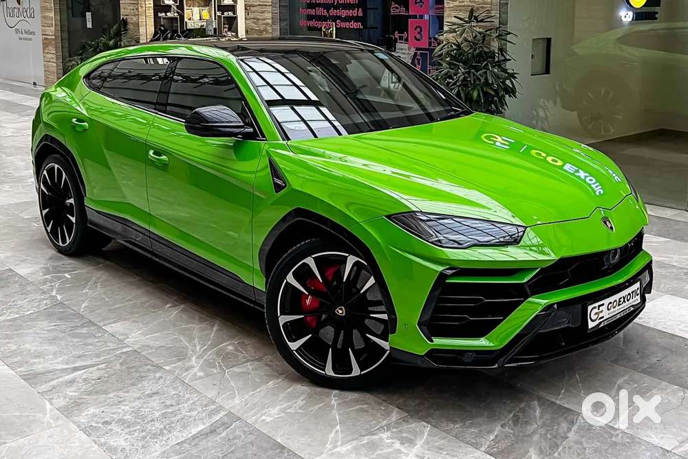 Lamborghini Urus, 2022, Petrol