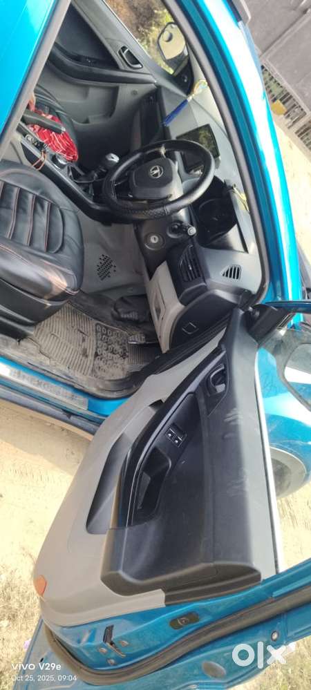 Tata Nexon 1.2 Revotron Xm, 2018, Diesel