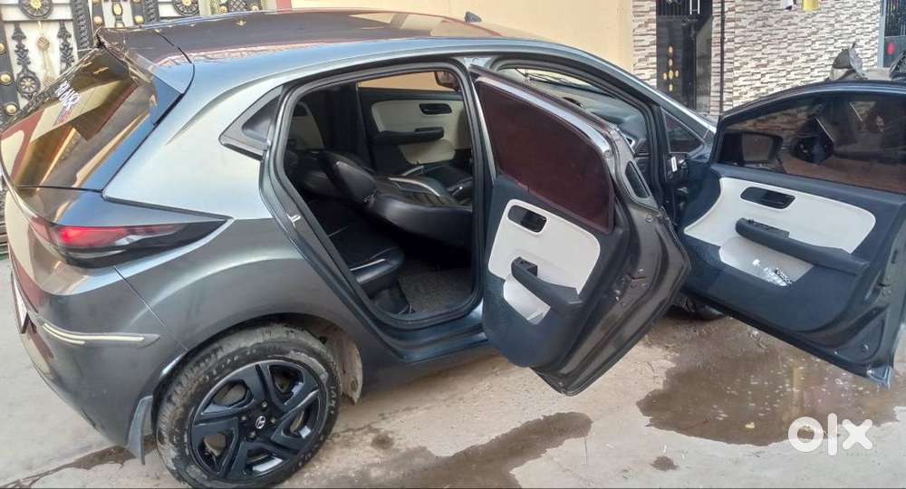 Tata Altroz Xt(second Top Model)2024