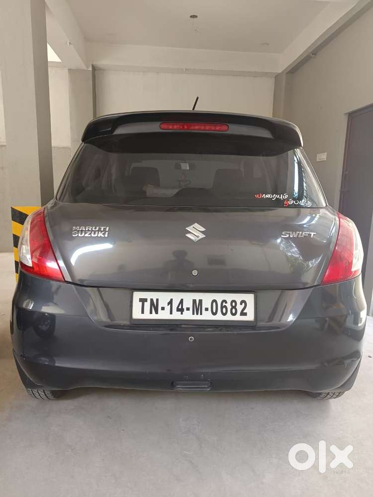 Maruti Suzuki Swift Vxi Abs Bsiv, 2017, Petrol