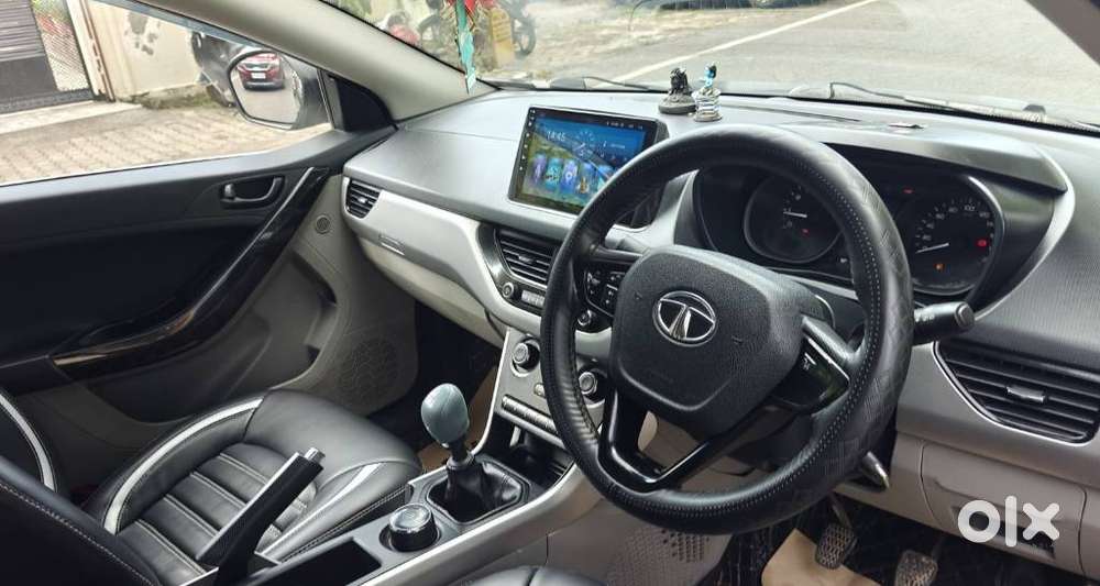 Tata Nexon 1.2 Revotron Xm (s), 2019, Petrol
