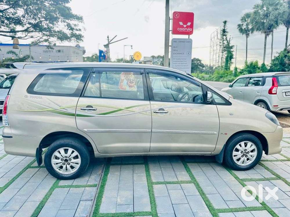 Toyota Innova 2.5 V 7 Str, 2011, Diesel