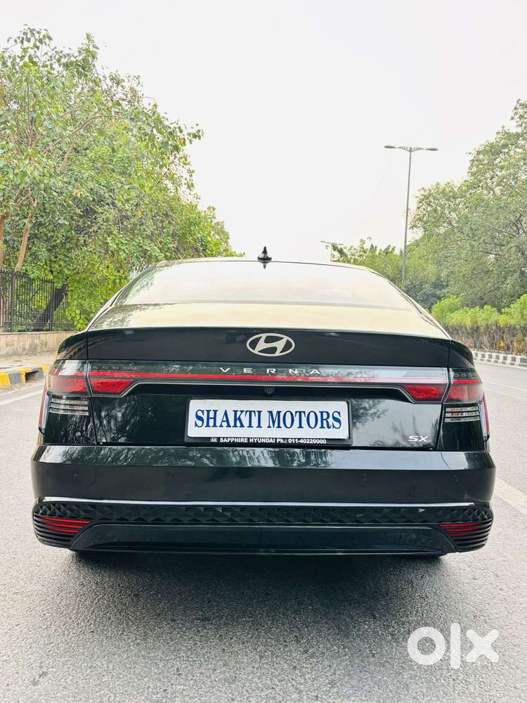 Hyundai Verna Sx(o) Petrol At, 2023, Petrol