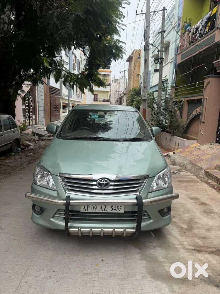 Toyota Innova 2.5 G 2005