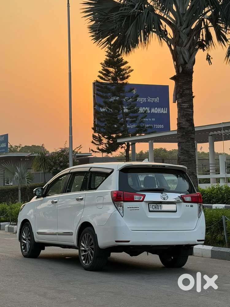 Toyota Innova Crysta 2.4 Gx Limited Edition 7 Str, 2020, Diesel