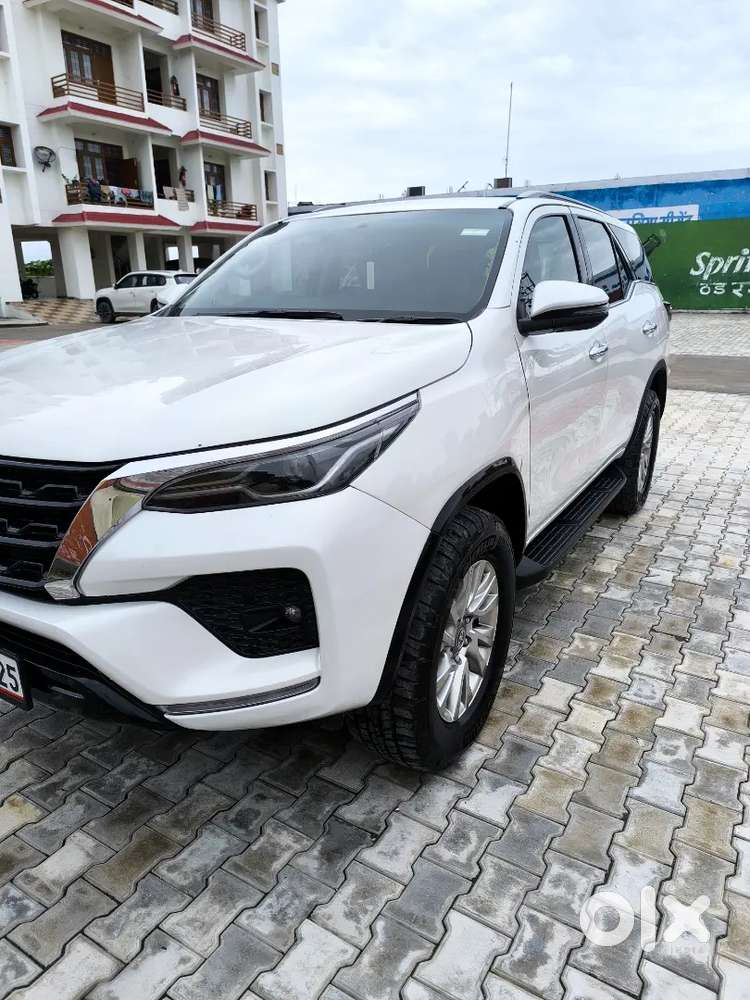Toyota Fortuner Diesel 2023