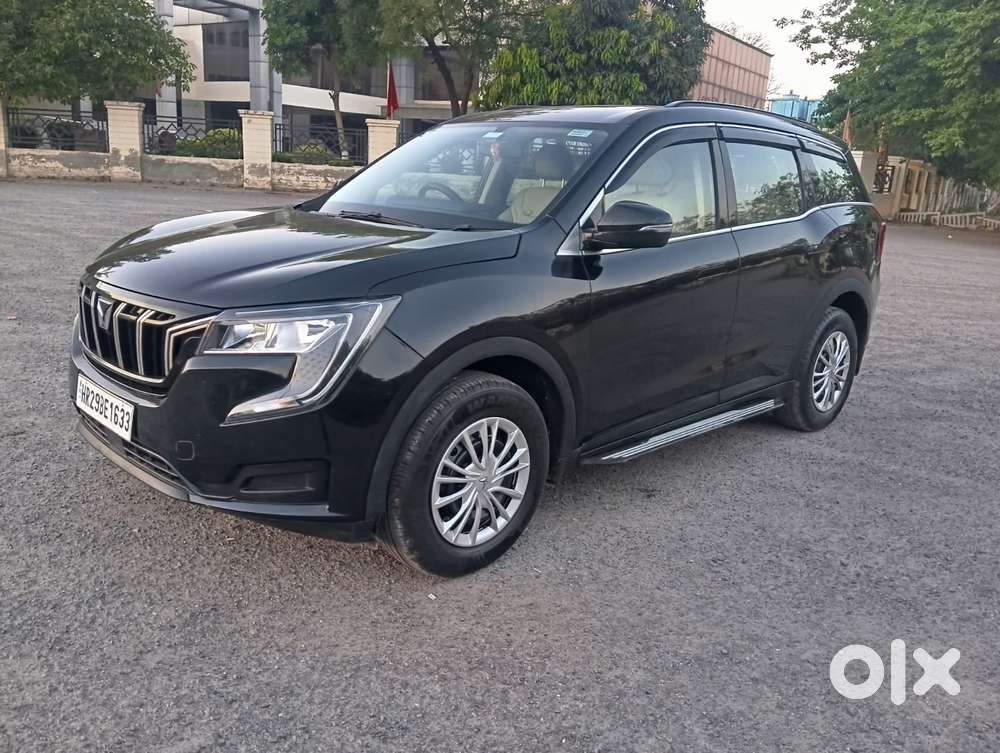 Mahindra Xuv700 2.2 Ax 3 Diesel Mt 7 Str, 2025, Diesel