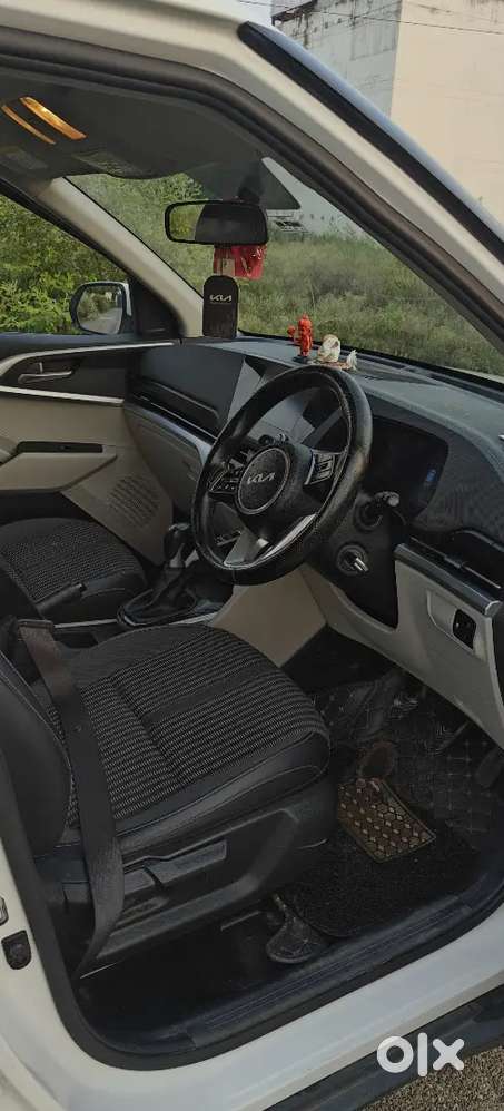 Kia Carens Prestige Diesal 2022 First Owner