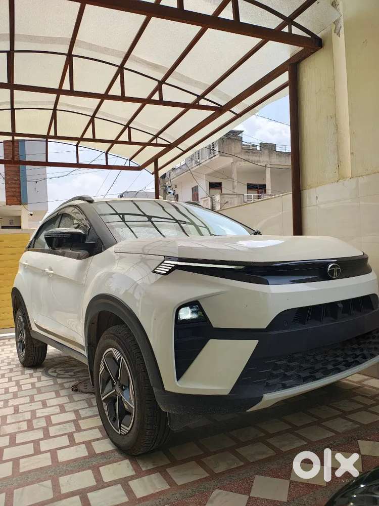 Tata Nexon Petrol Manual Excellent Condition