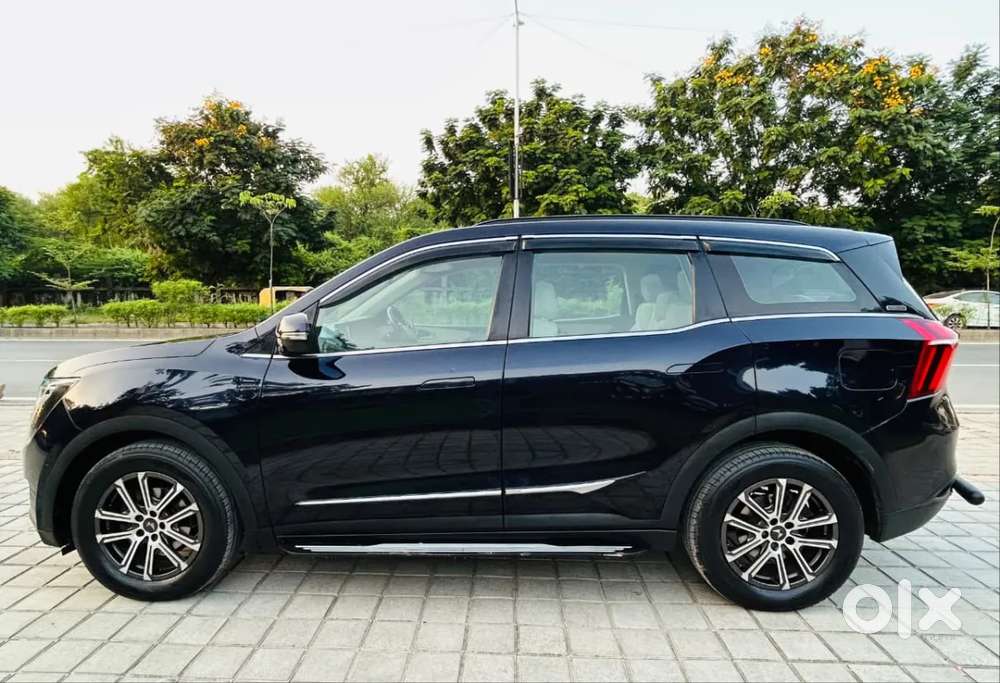 Mahindra Xuv700 2.2 Ax 7 Diesel At Str, 2023, Diesel