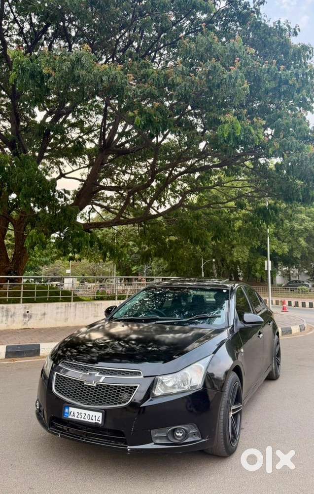 Chevrolet Cruze 2.0 Diesel With Additional Accessories  3-lakhs