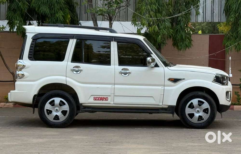 Mahindra Scorpio S6 Plus, 2016, Diesel