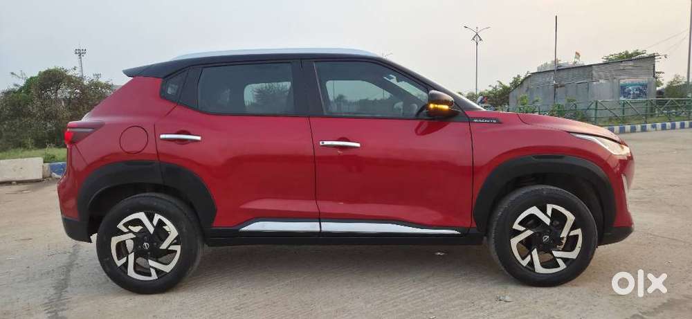 Nissan Magnite 1.0 Xv Premium Turbo Dual Tone, 2024, Petrol