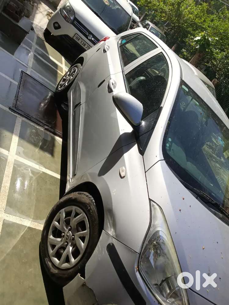 Hyundai Grand I10 2017 Petrol Well Maintained