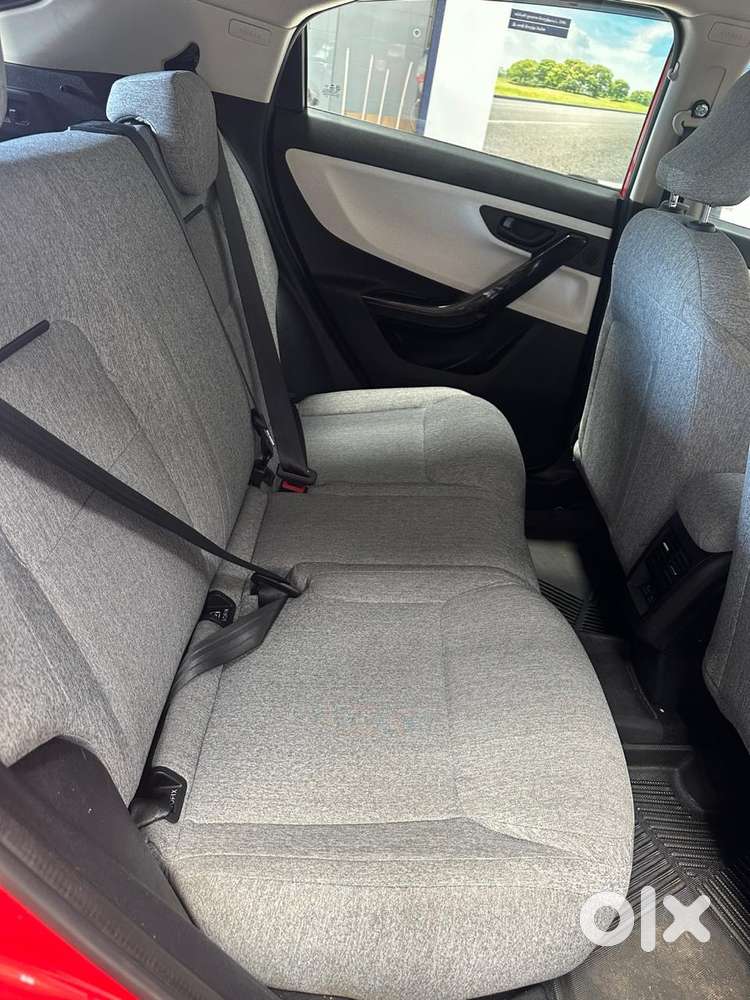 Tata Curvv Pure Plus 1.2 Revotron Petrol 7dca, 2024, Petrol
