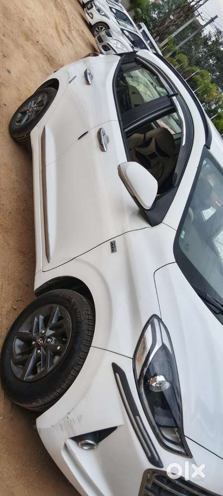 Hyundai Grand I10 Nios Amt Sportz, 2020, Petrol