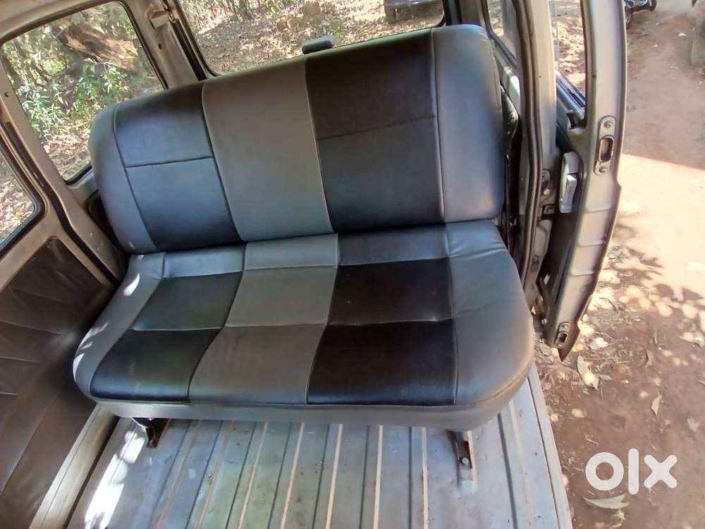 Age: 21 Years. Type: Saloon Body.