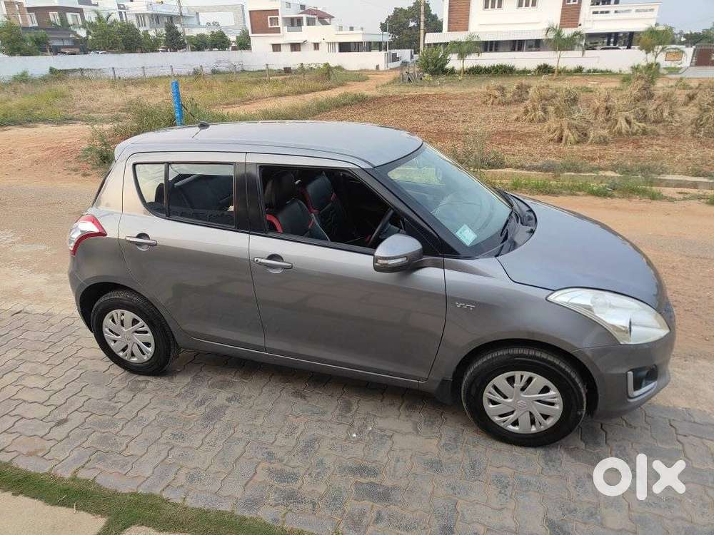 Maruti Suzuki Swift Vxi Abs Bsiv, 2016, Petrol