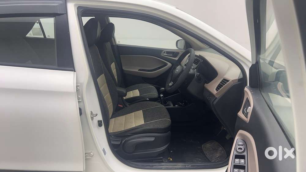 Hyundai Elite I20 Asta (o) 1.2 Mt, 2018, Petrol
