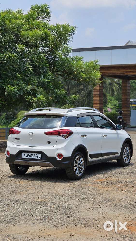 Hyundai I20 Active Sx Petrol, 2017, Petrol
