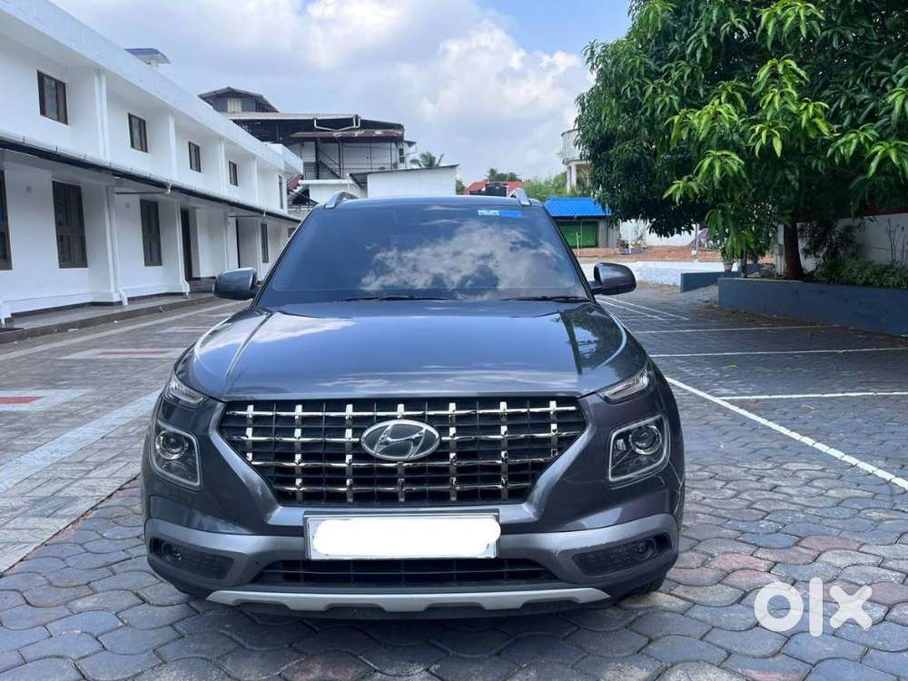 Hyundai Venue, 2021, Petrol