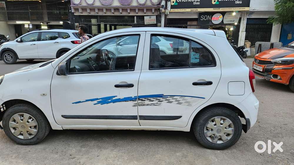 Nissan Micra Xe Petrol, 2017, Petrol