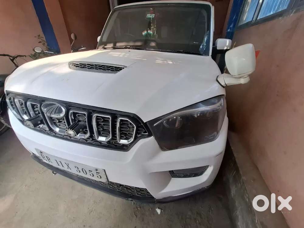 Mahindra Scorpio 2015 Diesel 130000 Km Driven