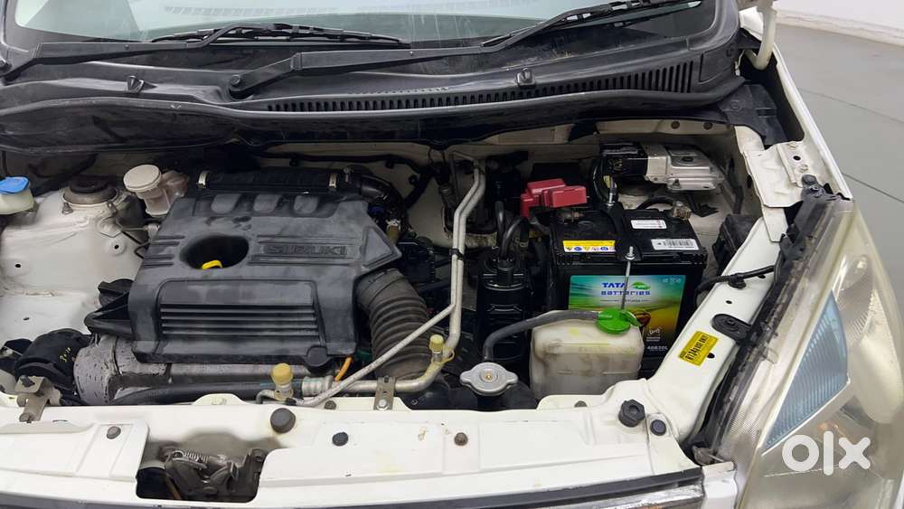 Maruti Suzuki Wagon R 1.0 Vxi Amt, 2015, Petrol