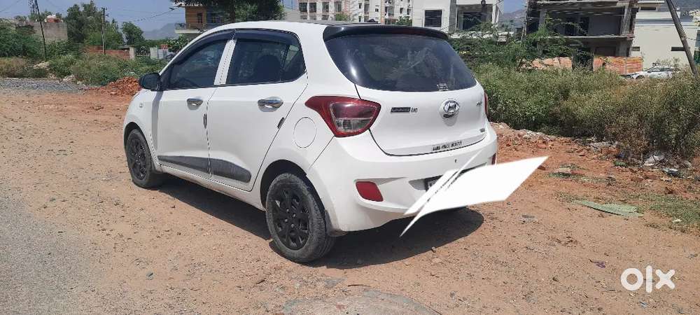 Hyundai Grand I10 2016 Petrol Well Maintained