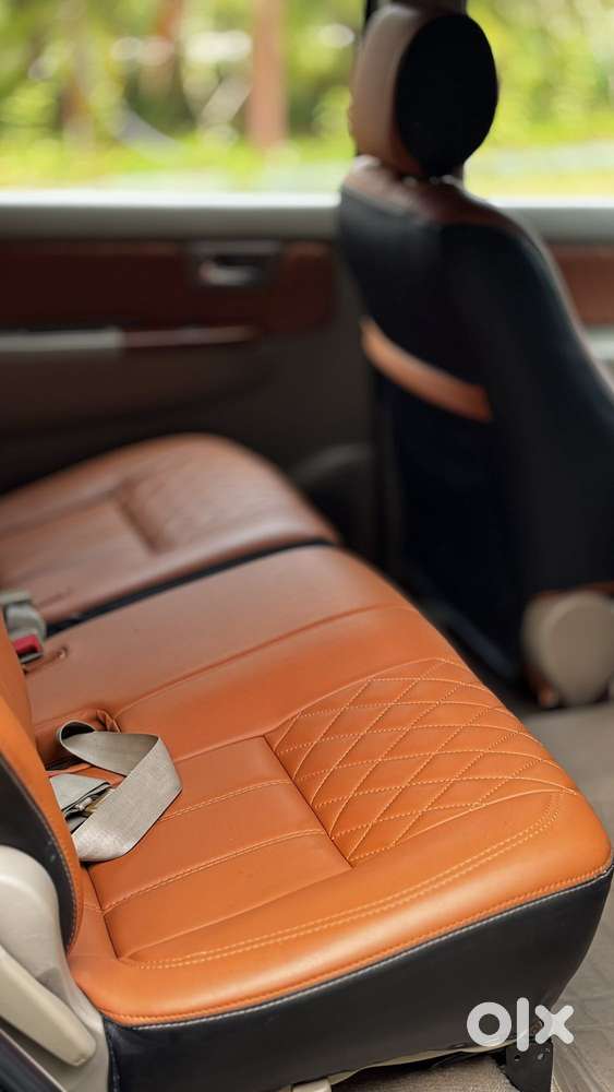 Toyota Fortuner 4x4 Manual Limited Edition, 2010, Diesel